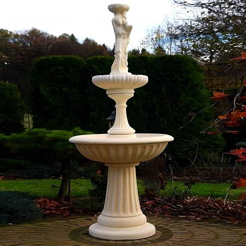 Fontanna Noemi Shella 2