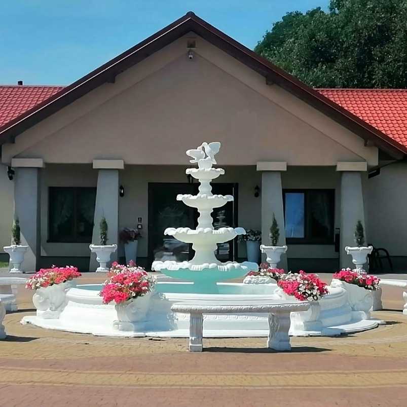 Zestaw Fontanna z Gołąbkami + Oczko Marino