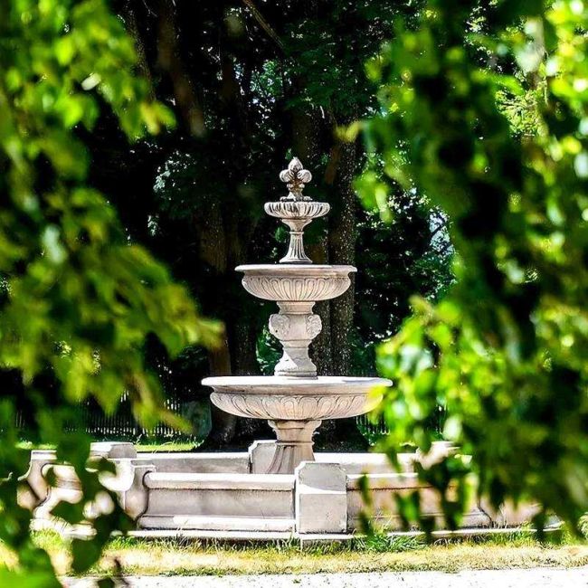 Duże Fontanny do przydomowego Ogrodu - 10 niezwykłych Zestawów